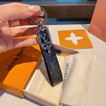 ルイヴィトン 車キーケース 1:1 有名人同型